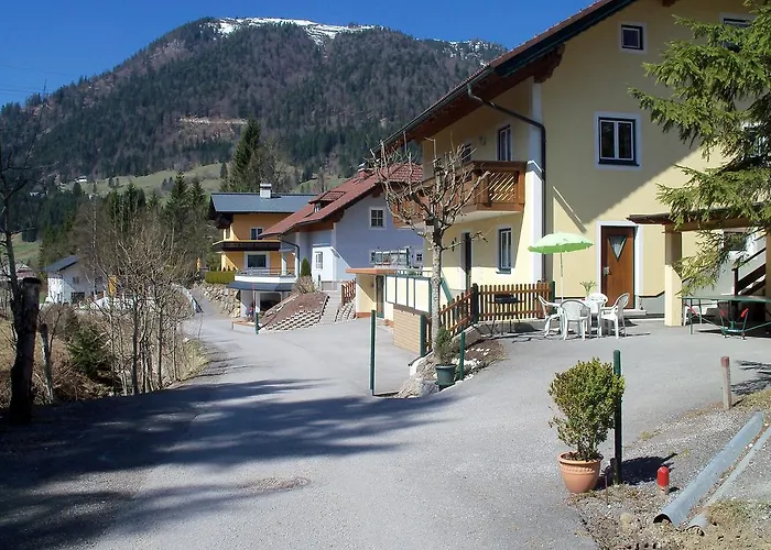 Haus Mary 아파트 *